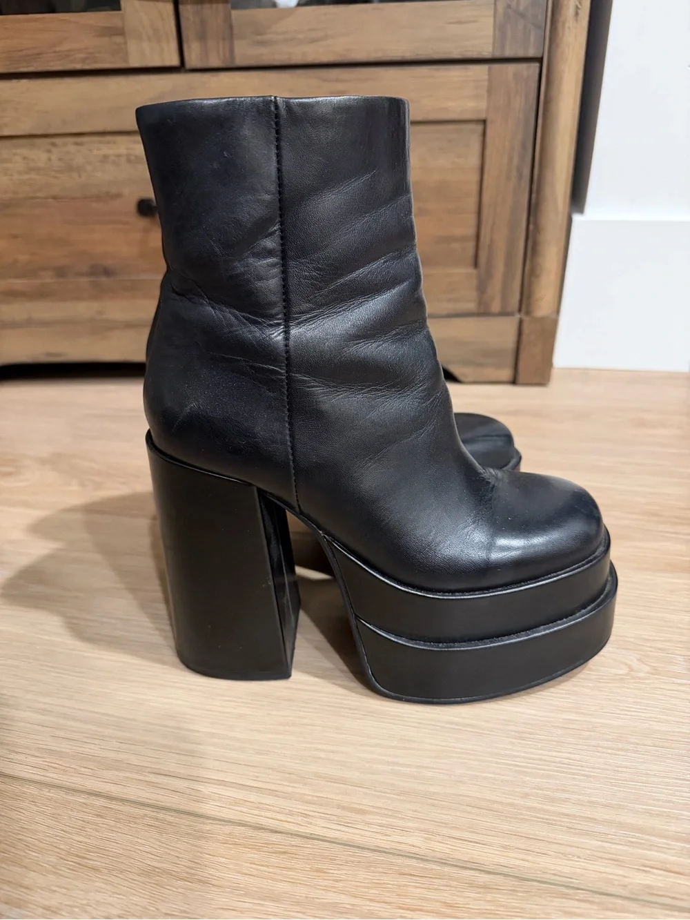 Steve Madden Black Leather Platform Ankle Boots